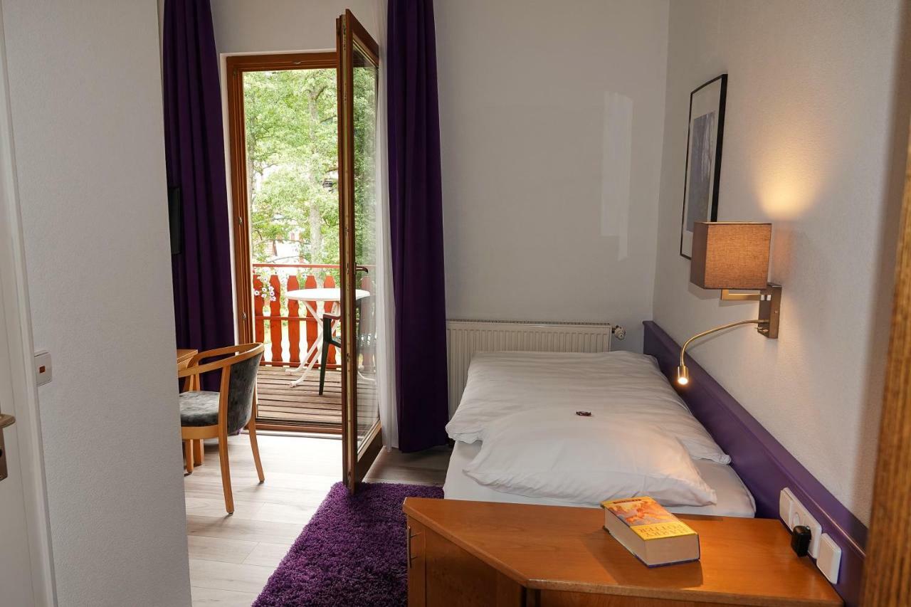 Enz Residenz Hotel Enzklosterle Exterior photo